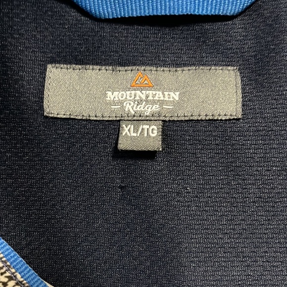 Mountain Ridge • Button Down • Short Sleeve • Shirt - Picture 4 of 5